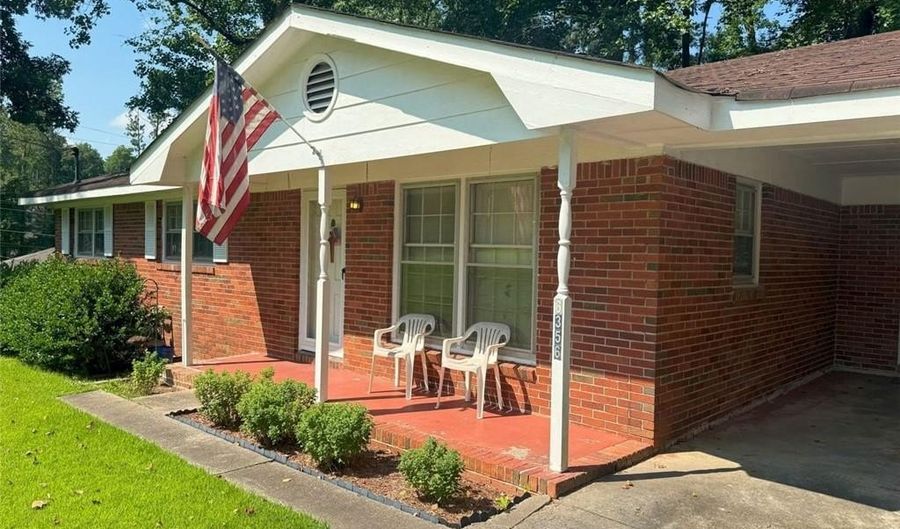 6356 FITZGERALD Ln, Austell, GA 30168 - 3 Beds, 2 Bath
