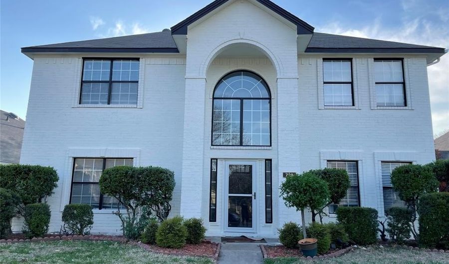 728 Fawn Valley Dr, Allen, TX 75002 - 4 Beds, 3 Bath