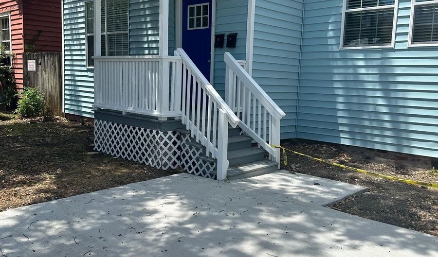 842 Geranium St #A, Baton Rouge, LA 70802 - 2 Beds, 1 Bath