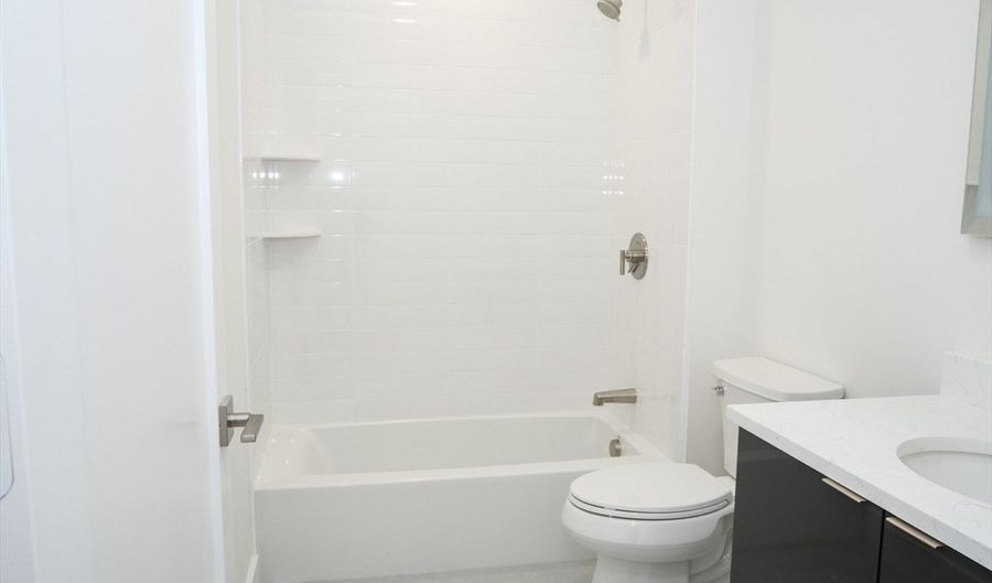 38 Hichborn 101, Boston, MA 02135 - 0 Beds, 1 Bath