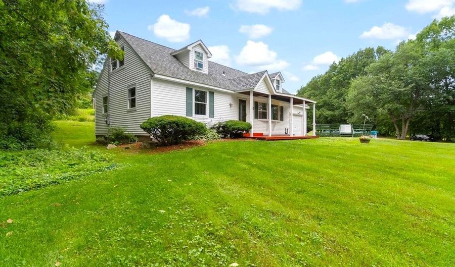 170 Brambley Ln, Bennington, VT 05201 - 4 Beds, 2 Bath