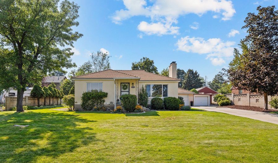 3139 S CRESTVIEW Cir W, Bountiful, UT 84010 - 3 Beds, 2 Bath