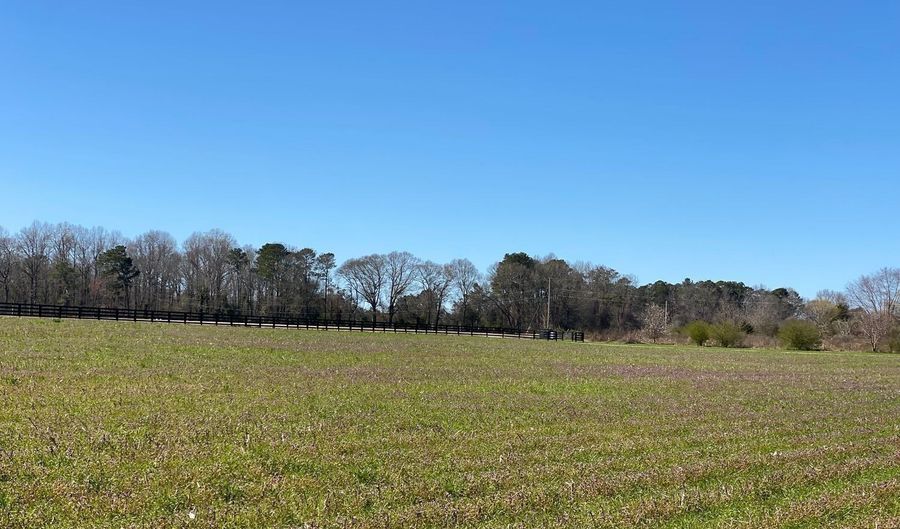 208 Comm House Rd, Barnesville, GA 30204 - 0 Beds, 0 Bath