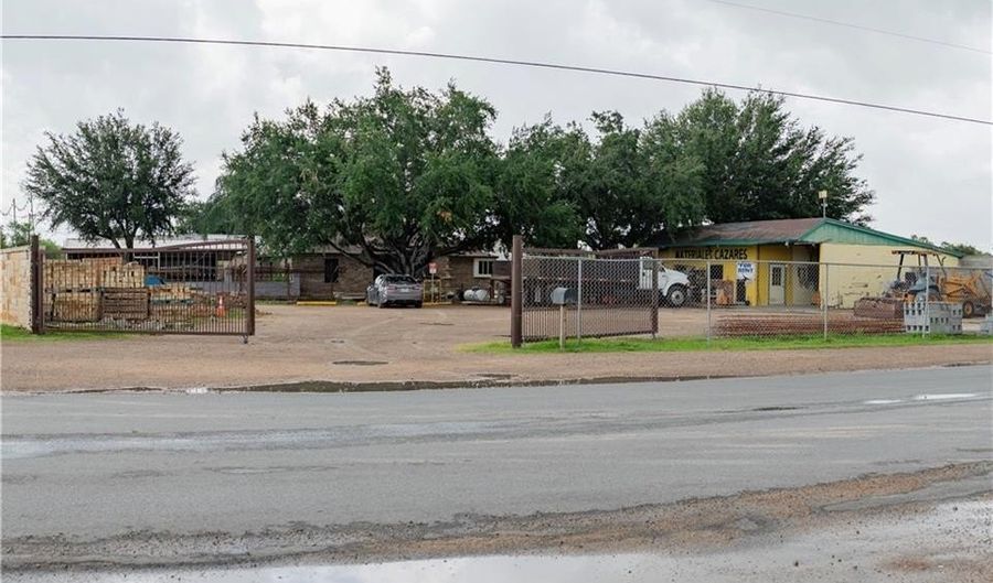1428 N Cesar Chavez Rd 1, Alamo, TX 78516 - 0 Beds, 0 Bath