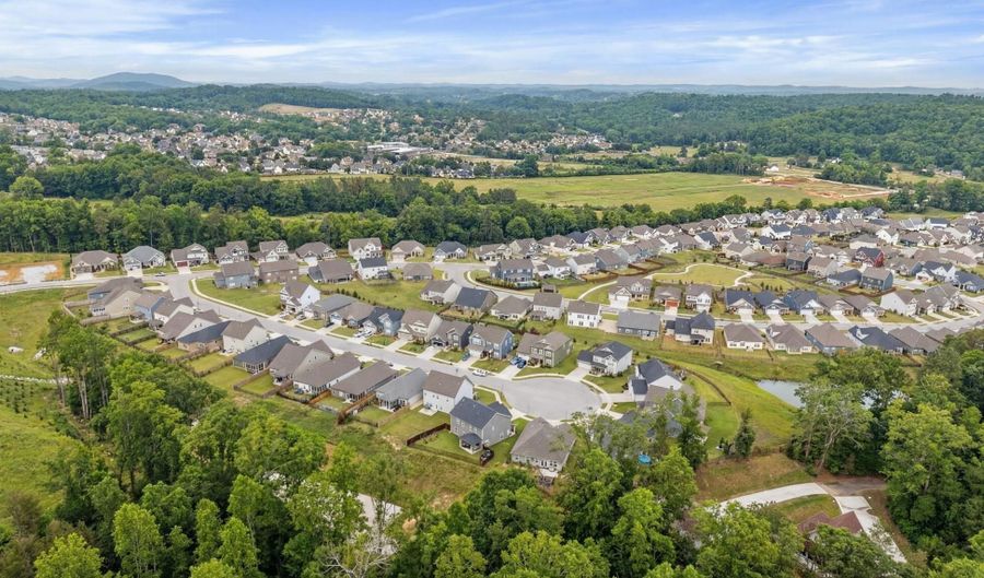 3561 Haystack Ln, Apison, TN 37302 - 3 Beds, 2 Bath