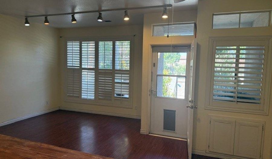 19 Softwind, Aliso Viejo, CA 92656 - 3 Beds, 3 Bath