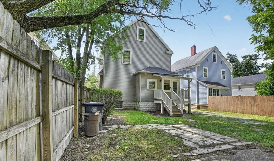 405 Silver St, Akron, OH 44303 - 3 Beds, 2 Bath