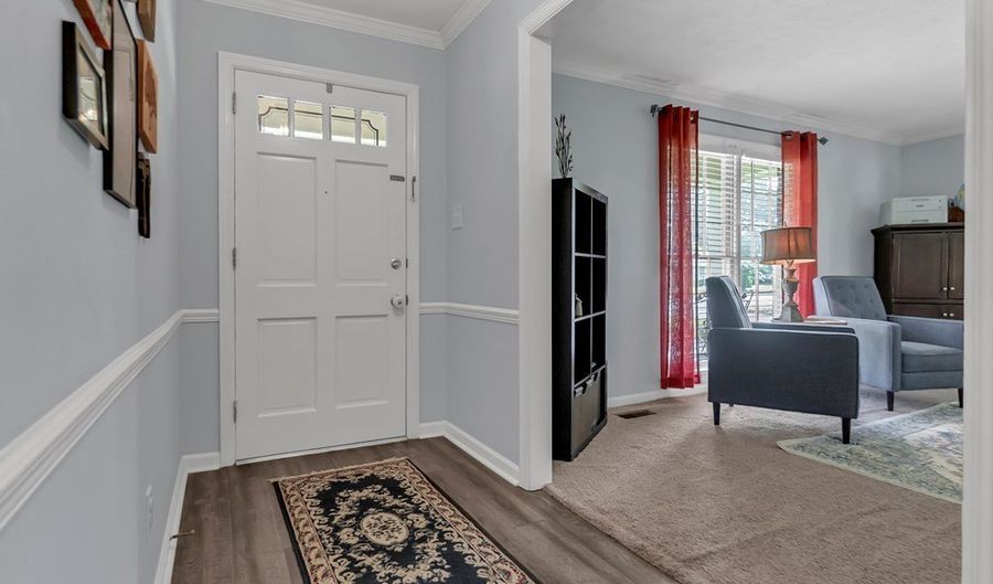 2704 PINE MANOR Ln, Albany, GA 31707 - 3 Beds, 2 Bath