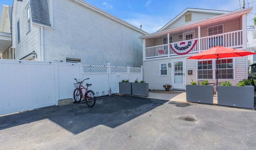 509 8th Ave Rear, Belmar, NJ 07719 - 1 Beds, 2 Bath