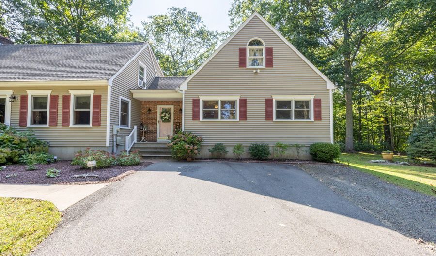 7 Stephens Ct, Clinton, CT 06413 - 1 Beds, 1 Bath