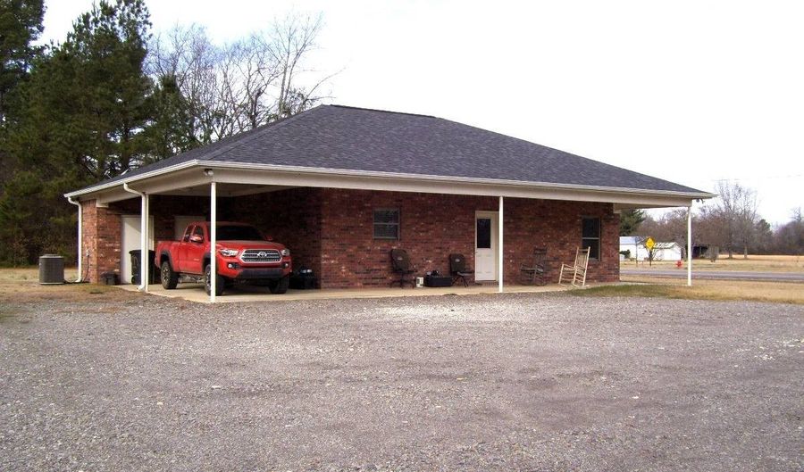 831 HWY 32 E, Ashdown, AR 71822 - 4 Beds, 4 Bath