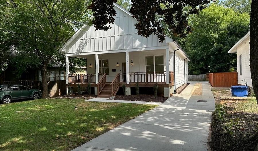 851 Dill Ave SW, Atlanta, GA 30310 - 4 Beds, 4 Bath