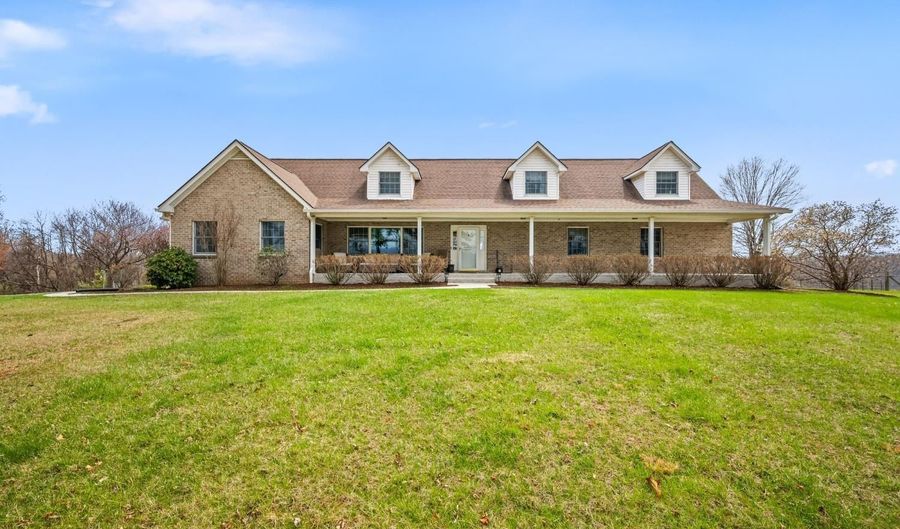 712 Cherry Hill Rd, Amherst, VA 24521 - 5 Beds, 4 Bath