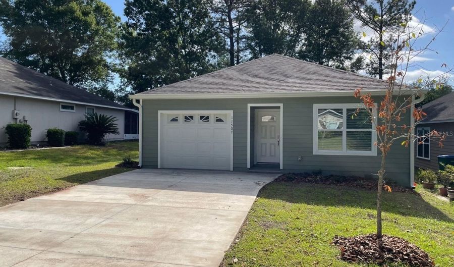 11507 NW 74 Ter, Alachua, FL 32615 - 3 Beds, 2 Bath