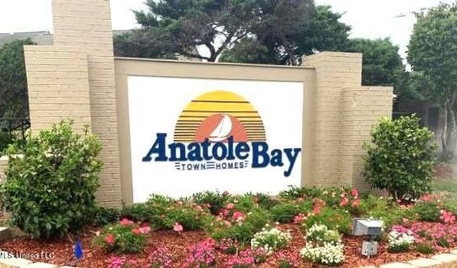 495 Popps Ferry Rd 43, Biloxi, MS 39531 - 2 Beds, 3 Bath