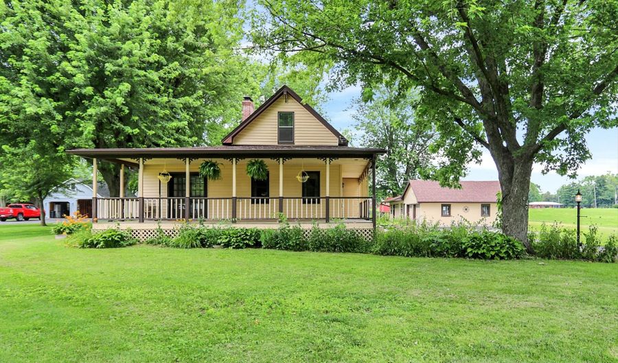 6644 McFarland Rd, Indianapolis, IN 46227 - 3 Beds, 3 Bath