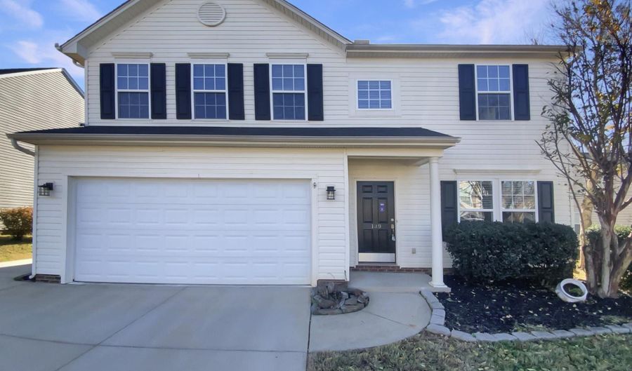 139 Castleton Cir, Boiling Springs, SC 29316 - 4 Beds, 3 Bath