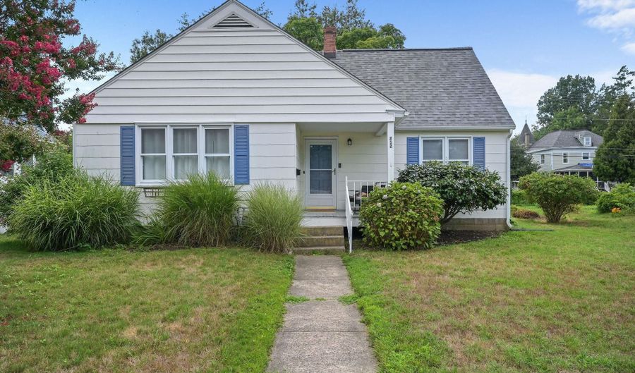 212 N AMERICAN Ave, Dover, DE 19901 - 3 Beds, 1 Bath