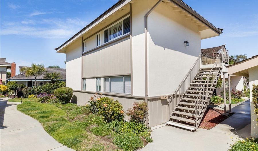 22652 Nadine Cir A, Torrance, CA 90505 - 2 Beds, 2 Bath