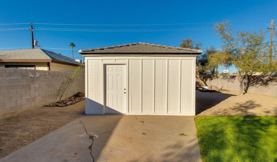 488 N WASHINGTON St, Chandler, AZ 85225 - 2 Beds, 1 Bath