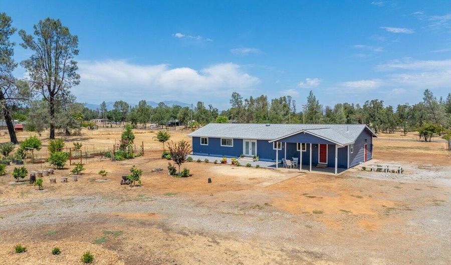 17331 Lassen Ave, Anderson, CA 96007 - 3 Beds, 3 Bath