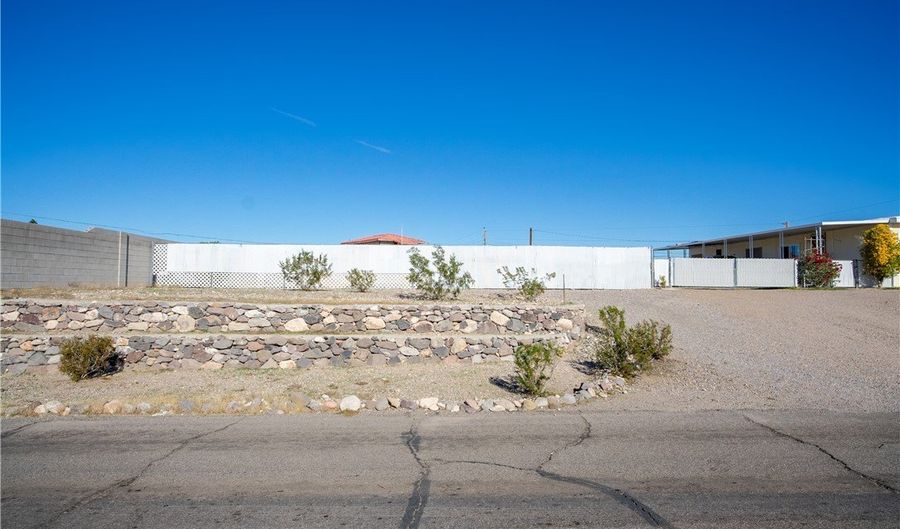 1365 Cherokee Ln, Bullhead City, AZ 86442 - 0 Beds, 0 Bath