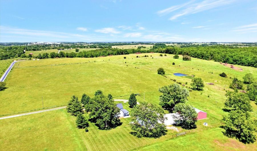 4848 S 50th Rd, Aldrich, MO 65601 - 3 Beds, 2 Bath