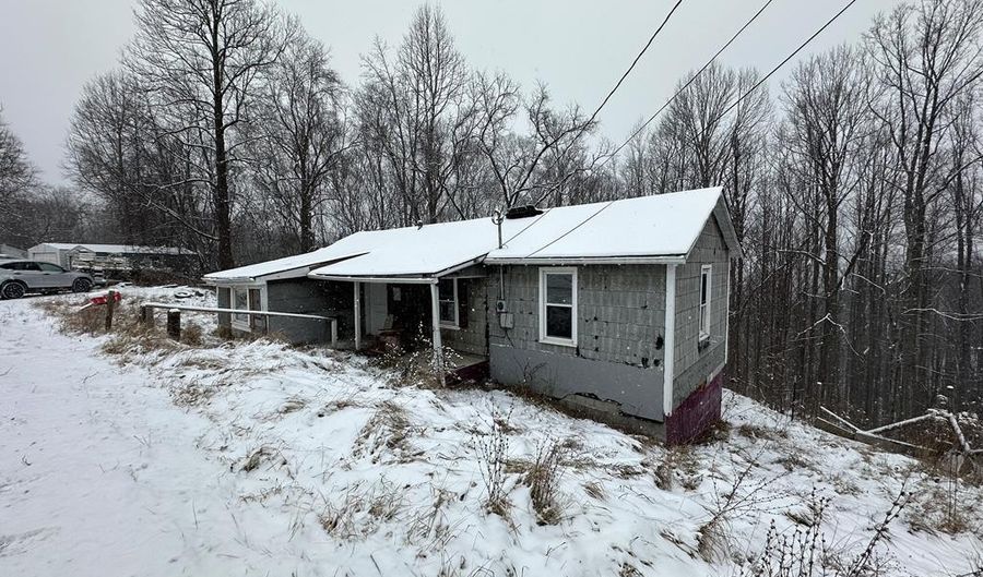 1160 GLENVIEW Rd, Crab Orchard, WV 25827 - 2 Beds, 1 Bath