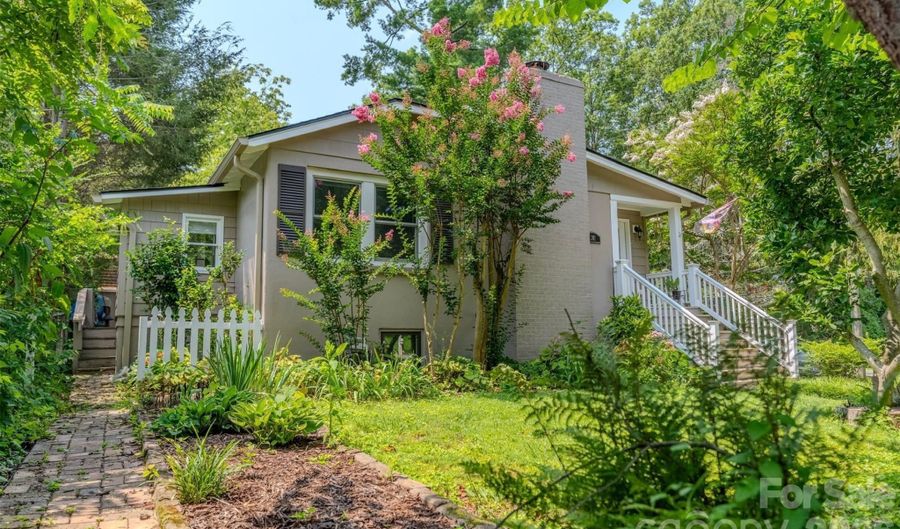 261 Forest Hill Dr, Asheville, NC 28803 - 3 Beds, 2 Bath