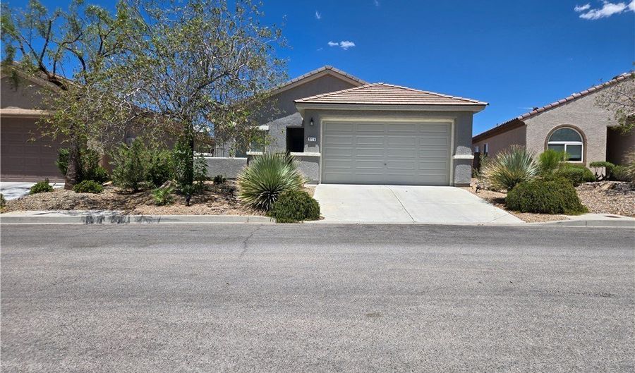 2774 Alnwick Ct, Henderson, NV 89044 - 3 Beds, 2 Bath