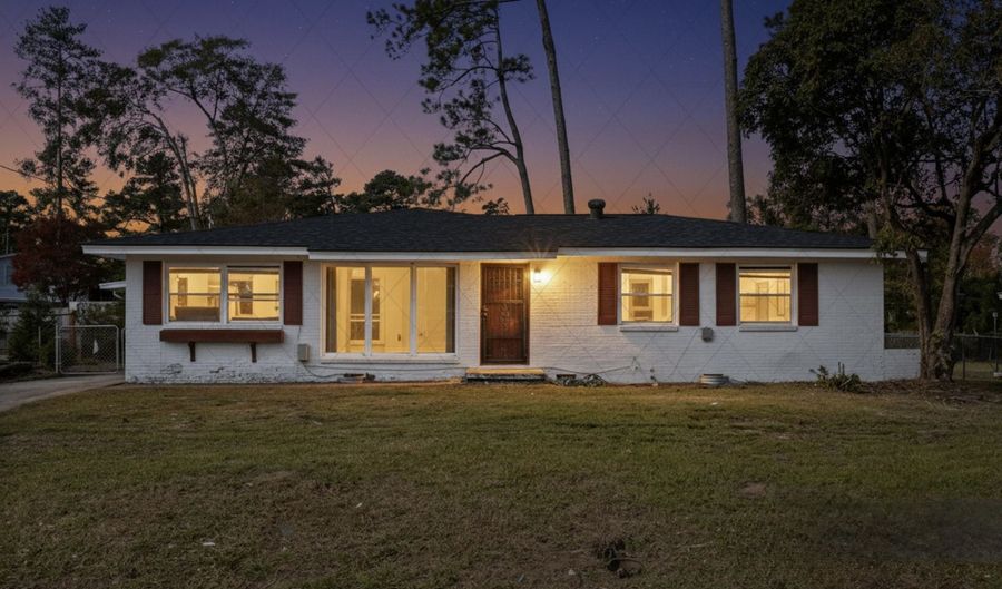 3317 Forest Estates Dr, Augusta, GA 30909 - 5 Beds, 2 Bath