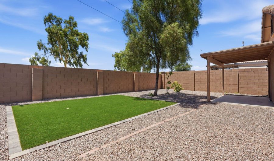 1982 S LAWTHER Dr, Apache Junction, AZ 85120 - 2 Beds, 1 Bath