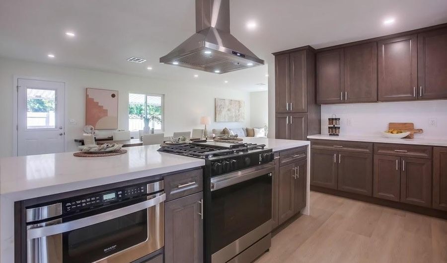 7224 San Benito, Carlsbad, CA 92011 - 2 Beds, 2 Bath