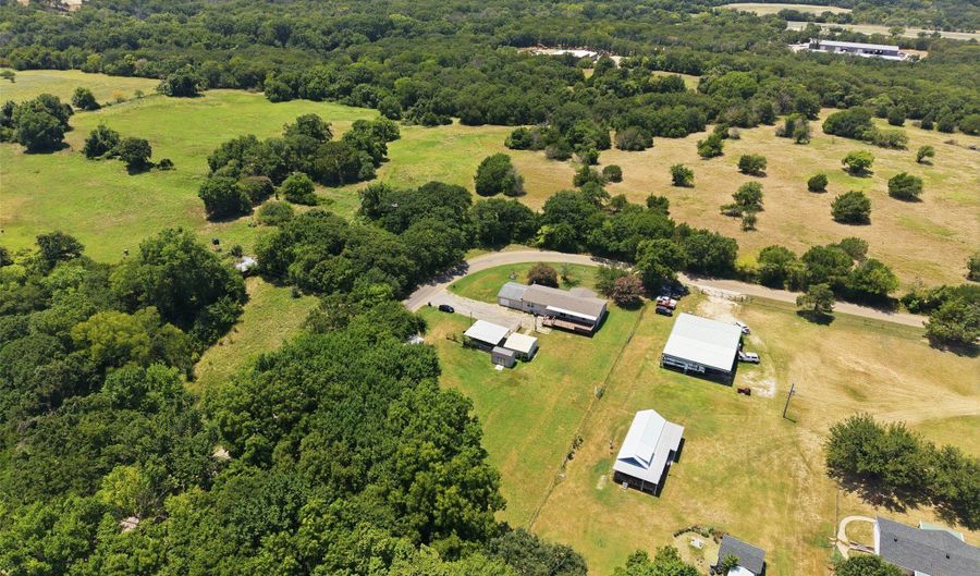 3235 County Road 204, Alvarado, TX 76009 - 3 Beds, 2 Bath