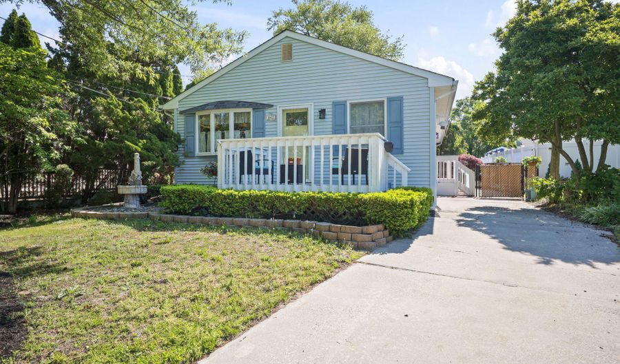 1602 L St, Belmar, NJ 07719 - 3 Beds, 2 Bath