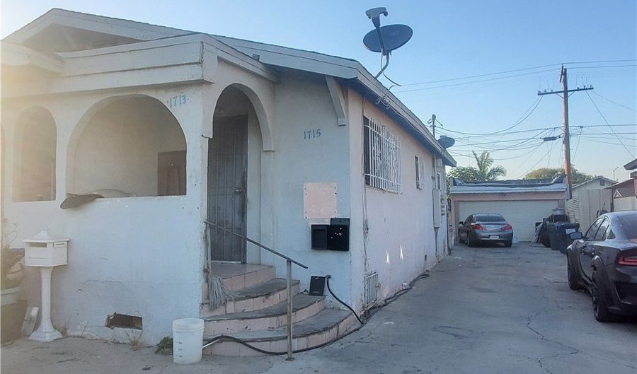 1715 E 70th, Los Angeles, CA 90001 - 5 Beds, 4 Bath