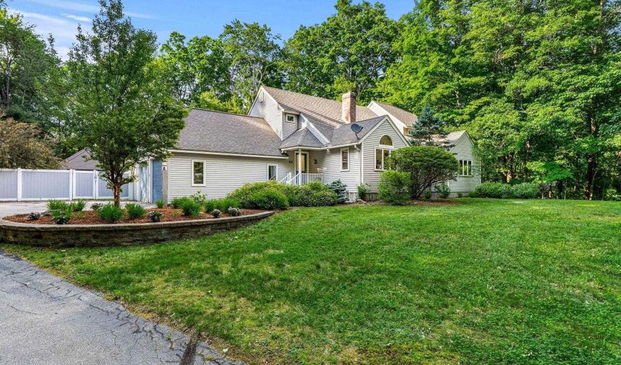 301 N Amherst Rd, Bedford, NH 03110 - 4 Beds, 3 Bath