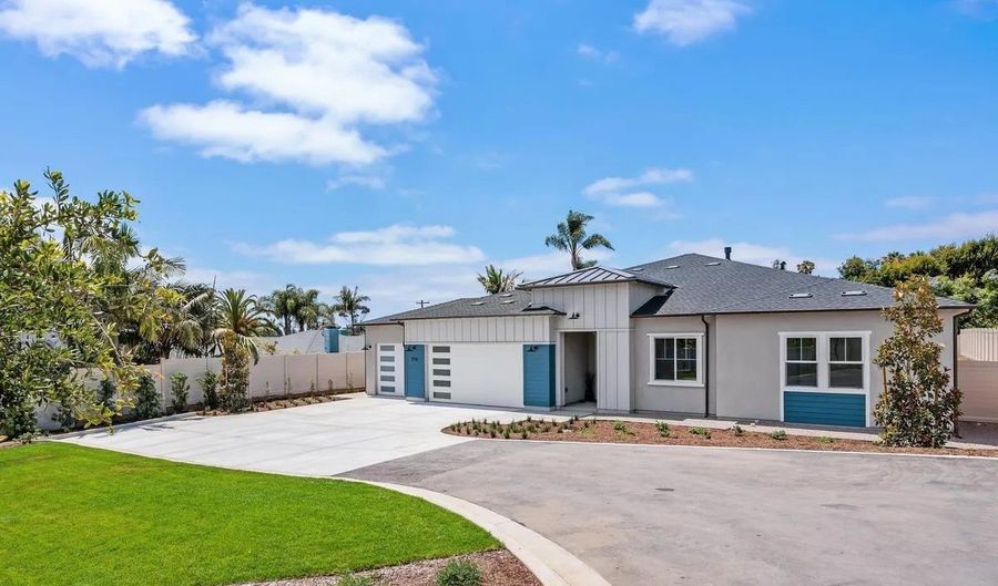 1714 California St, Oceanside, CA 92054 - 4 Beds, 4 Bath