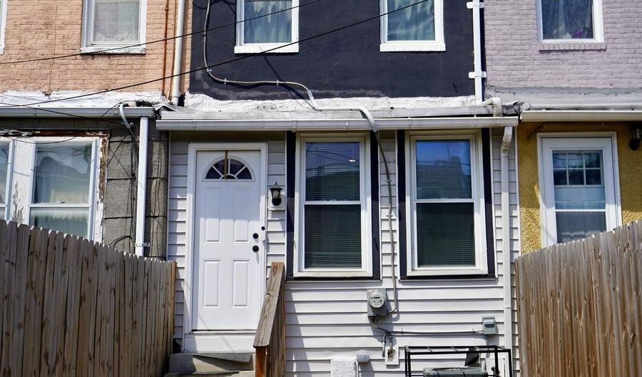 1253 CARROLL St, Baltimore, MD 21230 - 3 Beds, 2 Bath