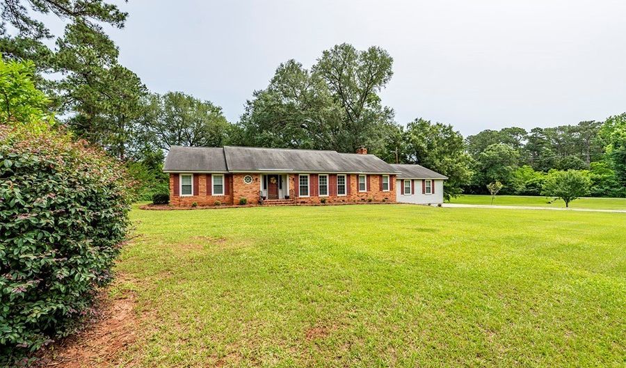 3203 WEXFORD Dr, Albany, GA 31721 - 3 Beds, 2 Bath