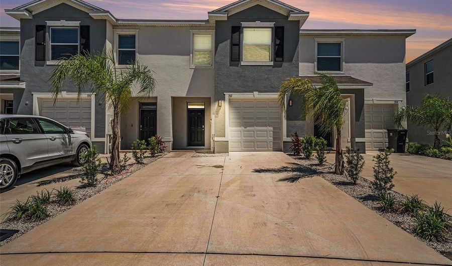 352 MANGROVE SHADE Cir, Apollo Beach, FL 33572 - 3 Beds, 3 Bath