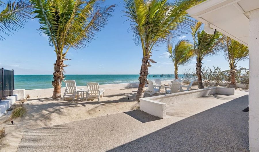 865 N SHORE Dr, Anna Maria, FL 34216 - 3 Beds, 2 Bath