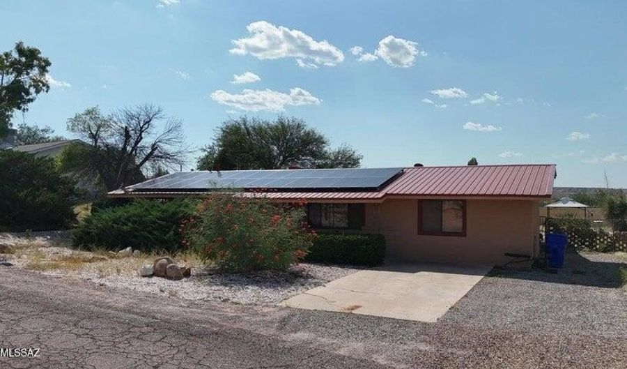 734 S Hermosa Dr, Benson, AZ 85602 - 5 Beds, 2 Bath