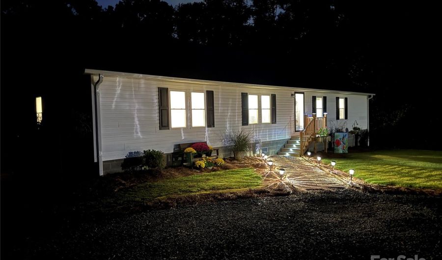 32751 Valley Dr, Albemarle, NC 28001 - 3 Beds, 2 Bath