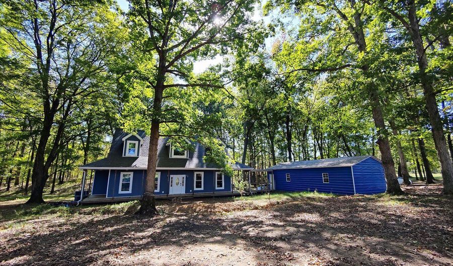 1620 Brooks Rd, Atwood, TN 38220 - 5 Beds, 4 Bath