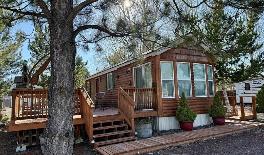 2 4 P St, Cascade, ID 83611 - 1 Beds, 1 Bath