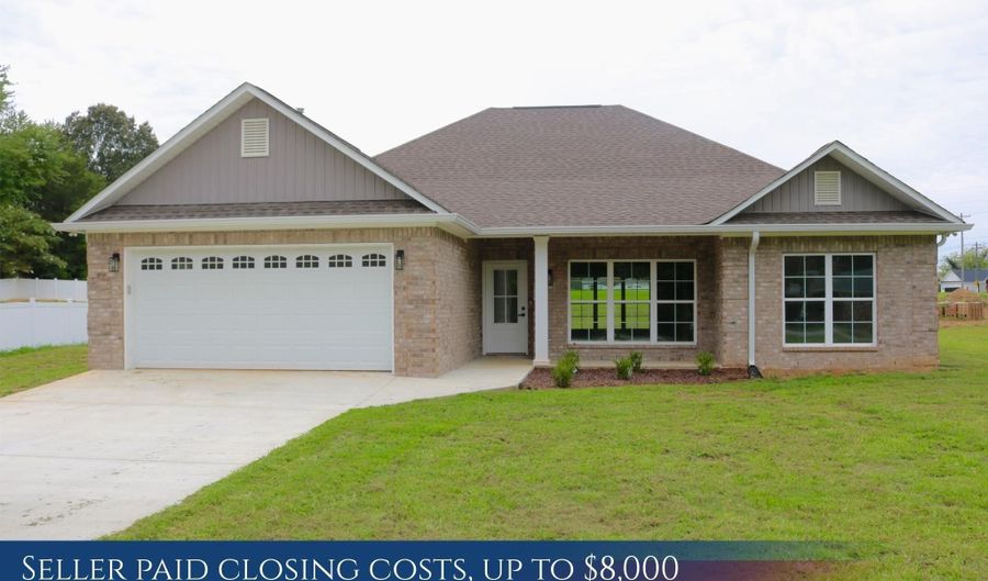 741 8th St NE, Arab, AL 35016 - 3 Beds, 2 Bath