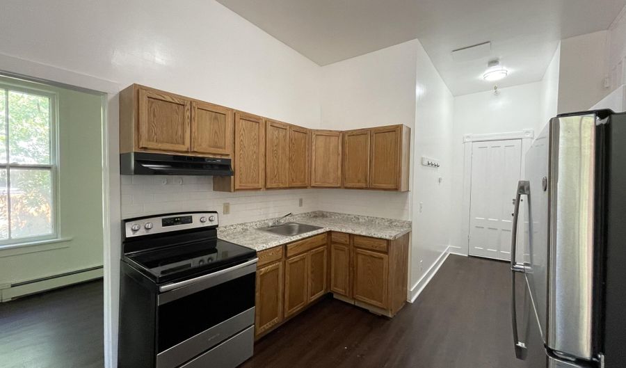 475 S Pearl St 3, Albany, NY 12202 - 4 Beds, 2 Bath