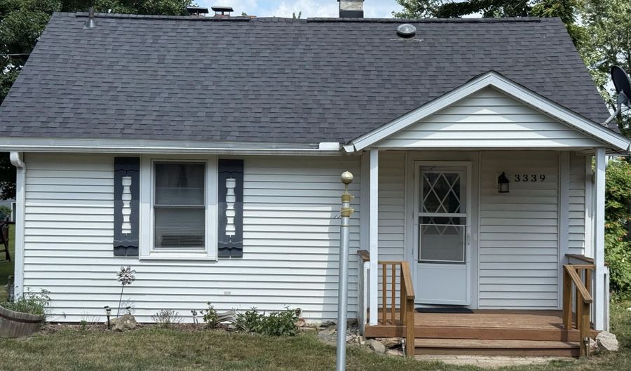 3339 Dumont Lake Dr Dr, Allegan, MI 49010 - 3 Beds, 2 Bath