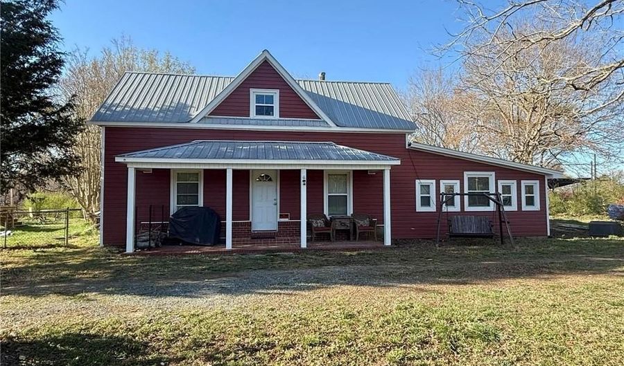 4149 Happy Hollow Rd, Asheboro, NC 27205 - 3 Beds, 2 Bath
